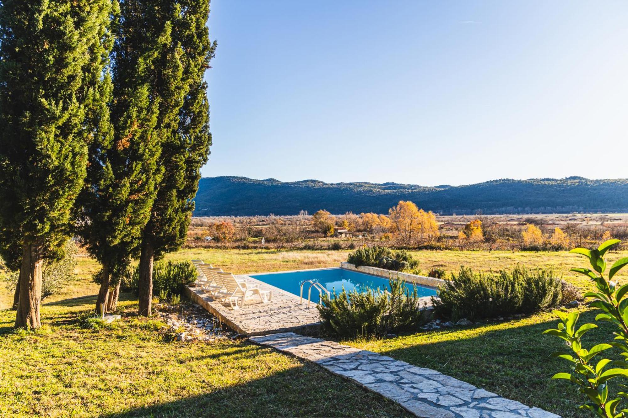 Country House Uros In Nature With Pool Lovorno エクステリア 写真