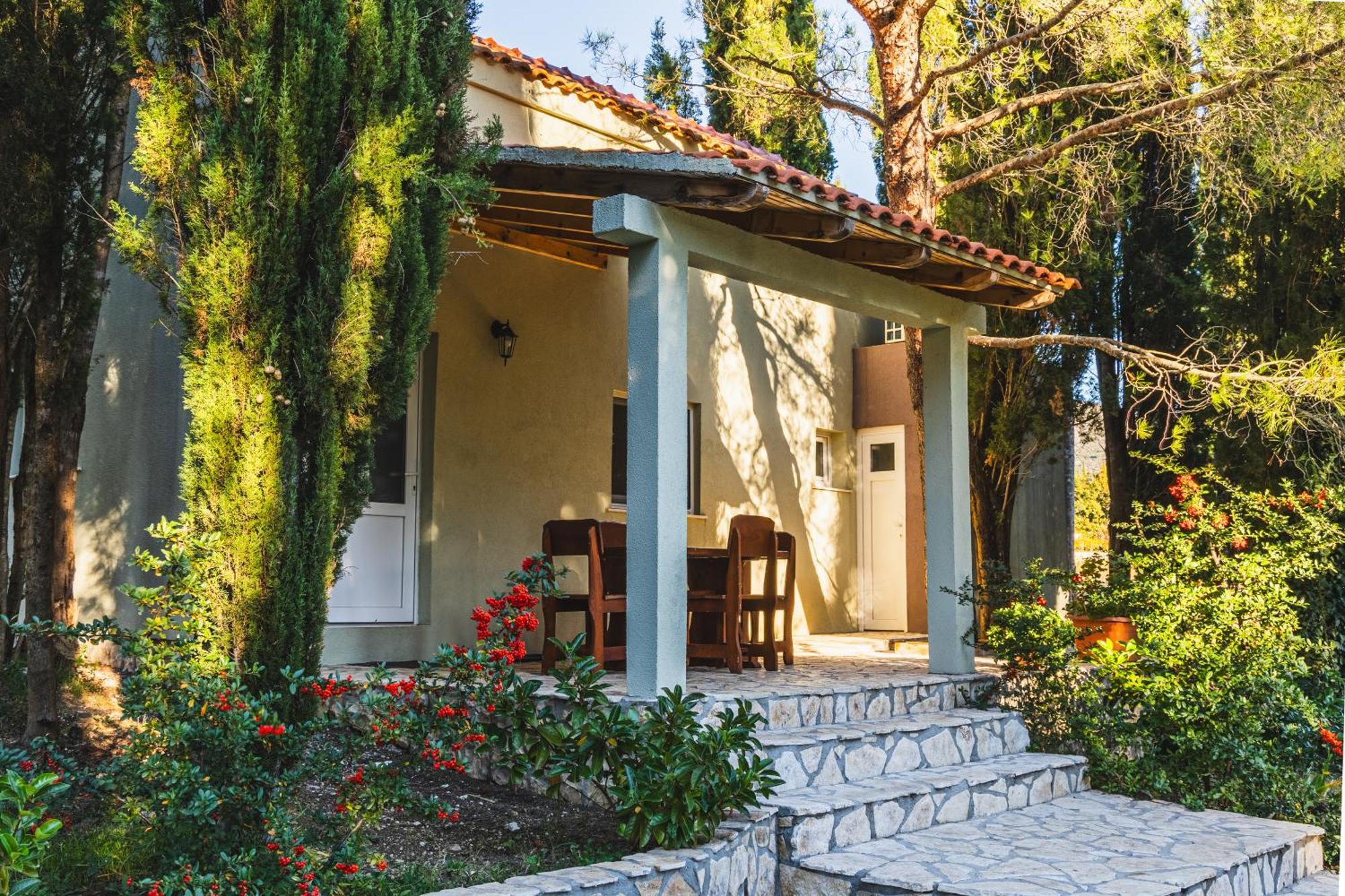 Country House Uros In Nature With Pool Lovorno エクステリア 写真